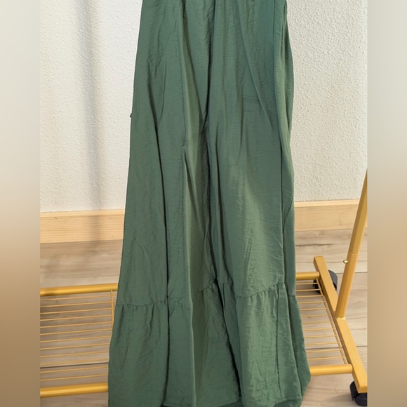 Ingrid & Isabel Forest Green Maxi Dress - Picture 2 of 6
